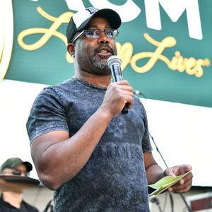 946293104.jpg 946293104.jpg