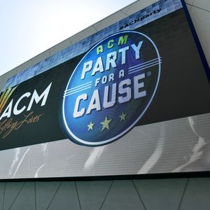 946293378.jpg 946293378.jpg