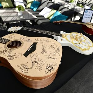 946293530.jpg 946293530.jpg