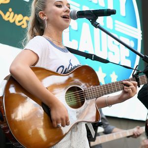 946326048.jpg 946326048.jpg