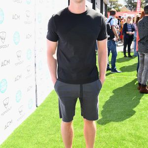 946331882.jpg 946331882.jpg