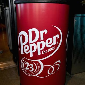 946332206.jpg 946332206.jpg