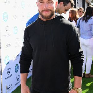 946332430.jpg 946332430.jpg