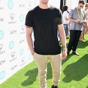 946332884.jpg 946332884.jpg