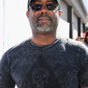 946332938.jpg 946332938.jpg