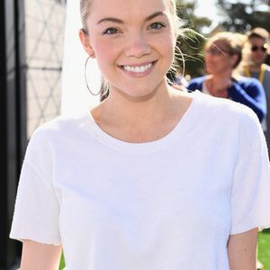 946333050.jpg 946333050.jpg