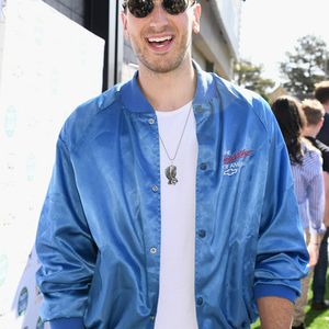 946333146.jpg 946333146.jpg