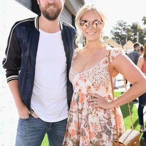 946333218.jpg 946333218.jpg