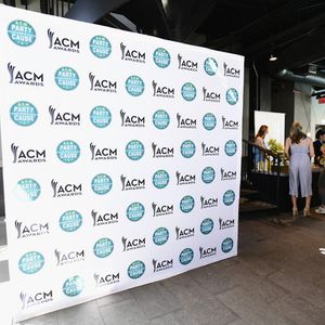 946333482.jpg 946333482.jpg