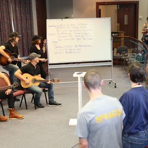 974413638.jpg 974413638.jpg