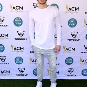 1140841944.jpg 1140841944.jpg