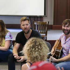 1155711928.jpg 1155711928.jpg