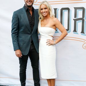 597999300.jpg 597999300.jpg