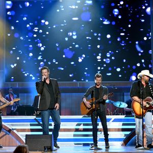 598011426.jpg 598011426.jpg