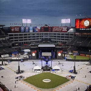 470135086.jpg 470135086.jpg