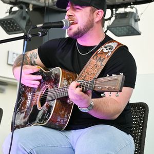 BUK_9343.jpg BUK_9343.jpg