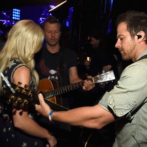 470155430.jpg 470155430.jpg