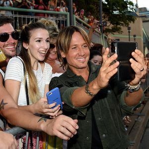 598001352.jpg 598001352.jpg