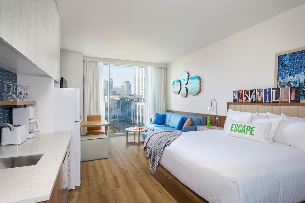 Studio Deluxe Accessible