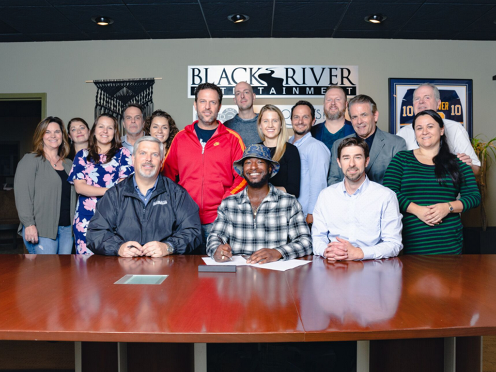 BLACK RIVER ENTERTAINMENT SIGNS WILLIE JONES