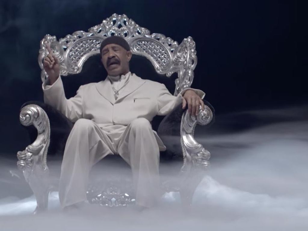 Drake’s Father Dennis Graham Releases Video For “Kinda Crazy”