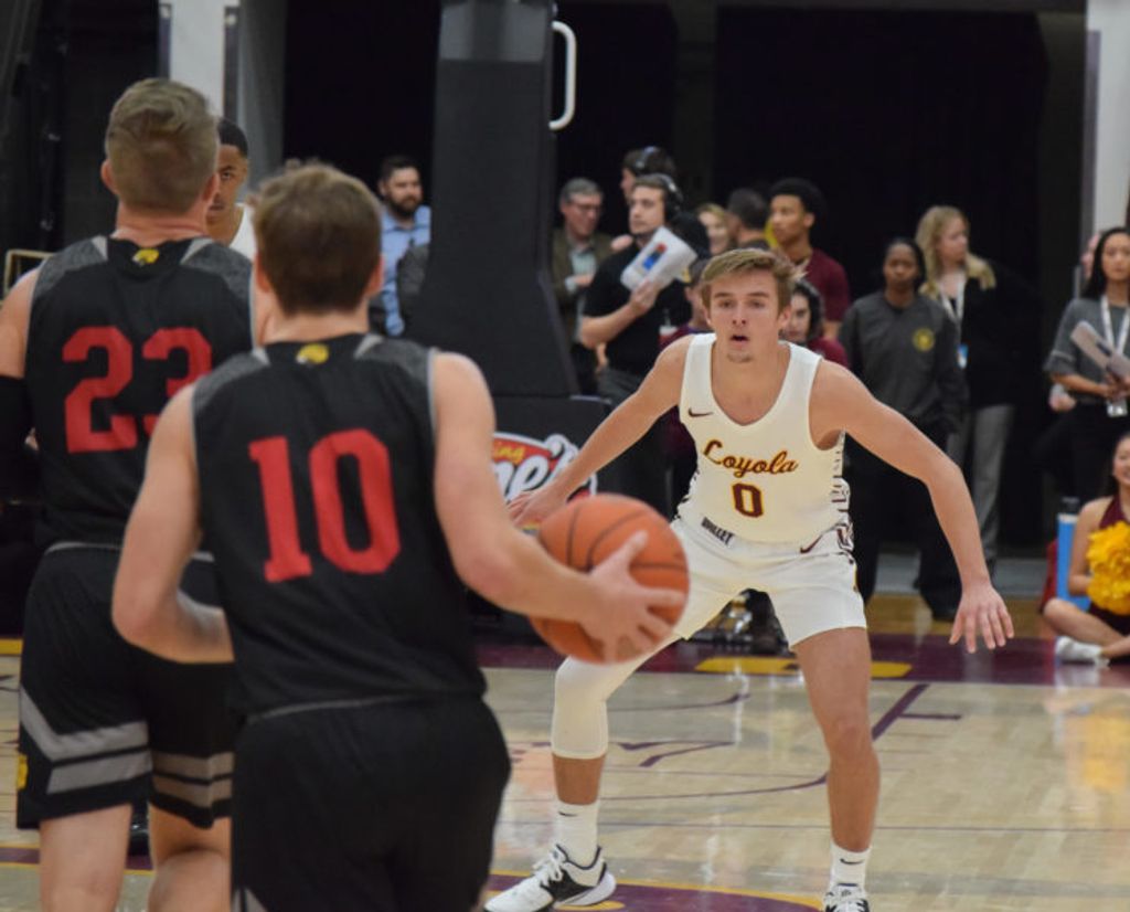 Men’s Basketball Trio Together from High School to College Doug Wojcik
