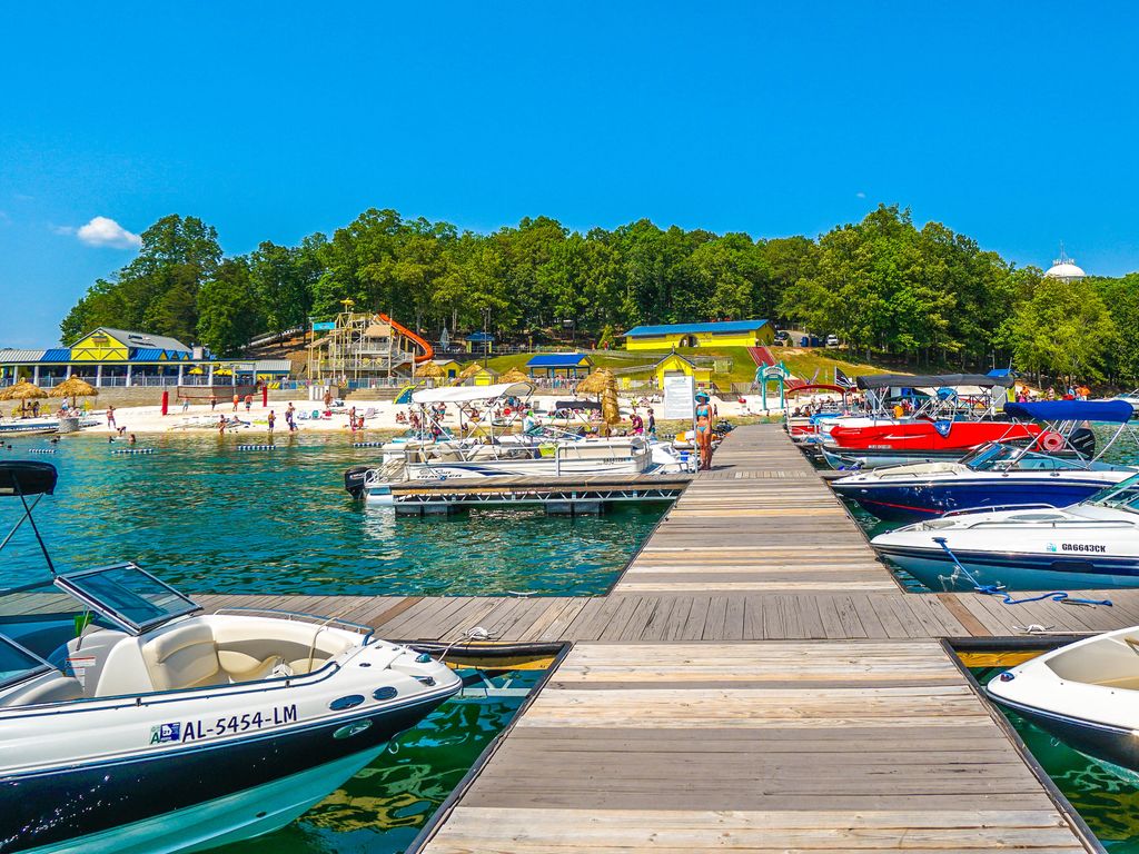 Margaritaville RV Resort at Lanier Islands