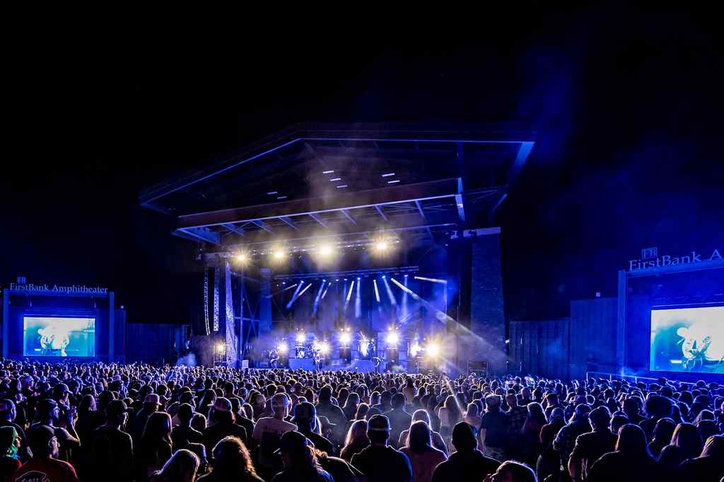 Live - First Bank Amphitheater