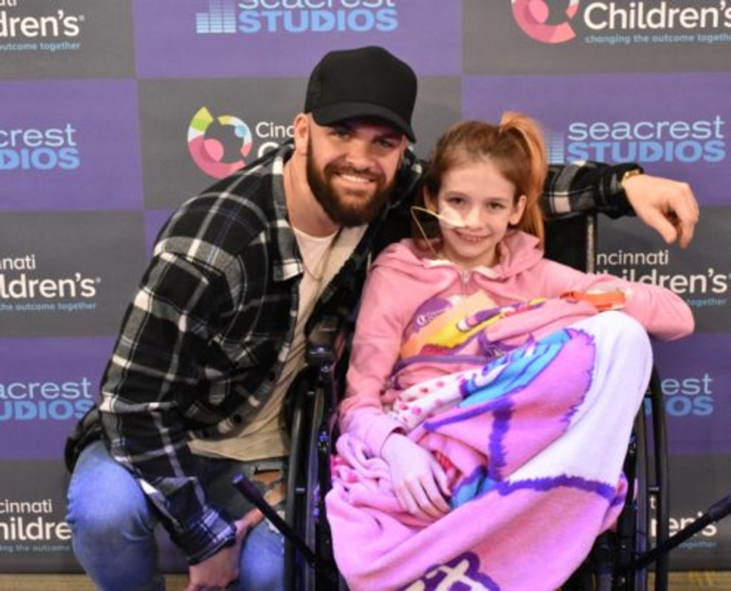 Seacrest Studios Is Hooked On Dylan Scott!