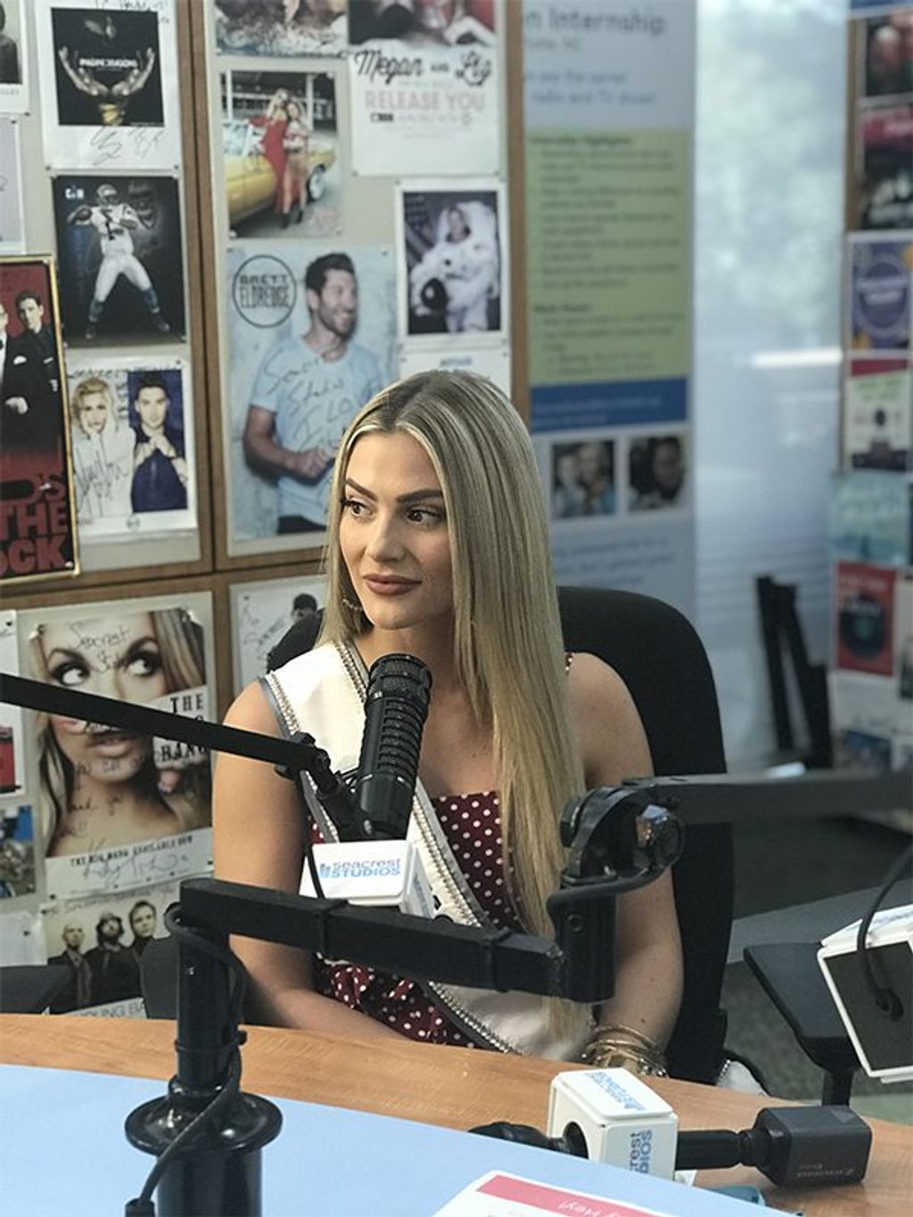 Christmas in…October! Miss USA Put Patients in the Holiday Spirit With Her Latest Visit to Levine Children’s Hospital!