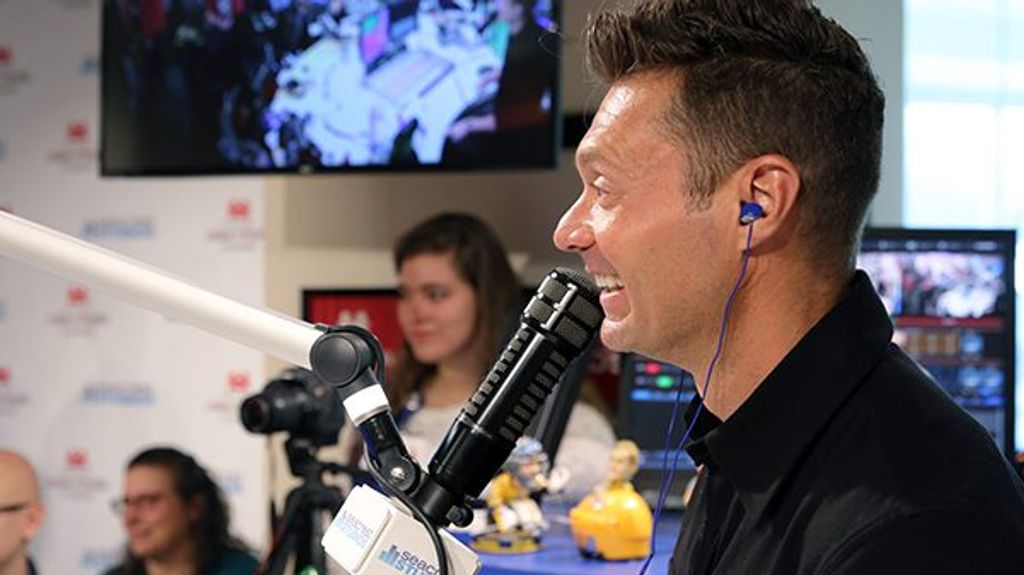 Nothin’ Like… Christmas Eve With Ryan Seacrest & Dan + Shay!