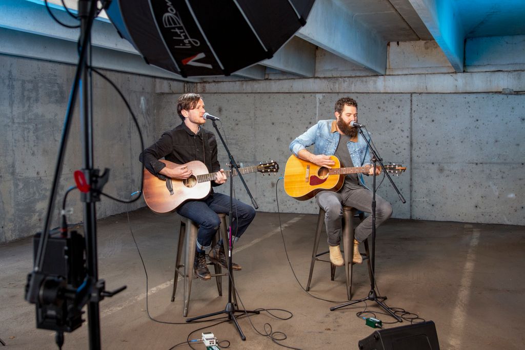 Ryan Seacrest Foundation to Provide Intimate Virtual Concert Series for Patients and Families Across the Country