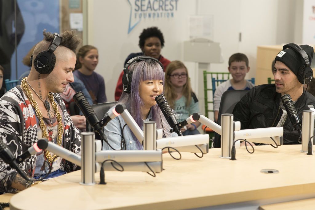 DNCE Plays "Finish That Song" With Patients at Children's National