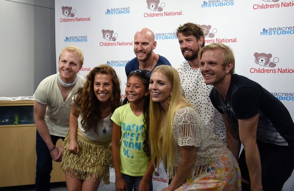 Children's National Welcomes Delta Rae to Seacrest Studios!