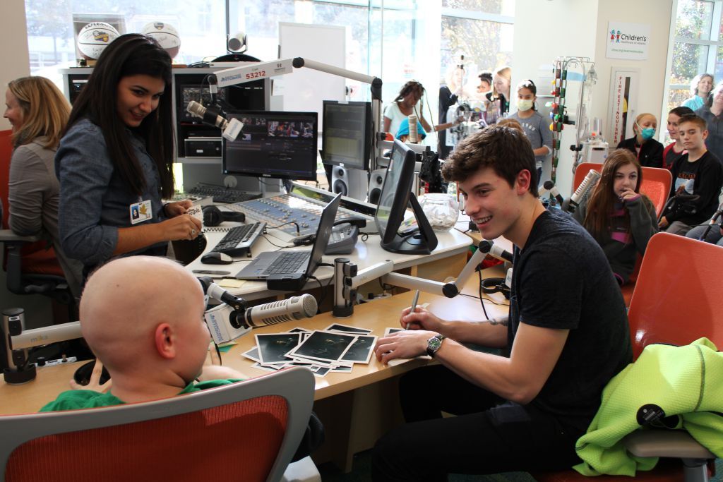 Shawn Mendes Spends The Holidays at Seacrest Studios in Atlanta!