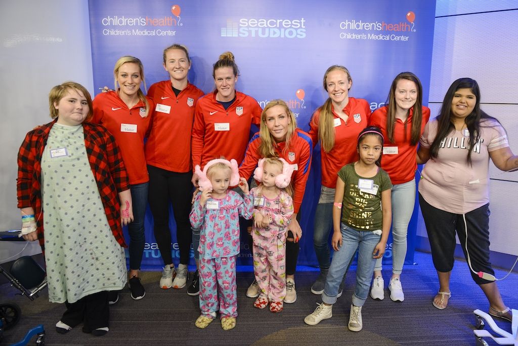 U.S. Women’s National Team Visits Patients at Seacrest Studios