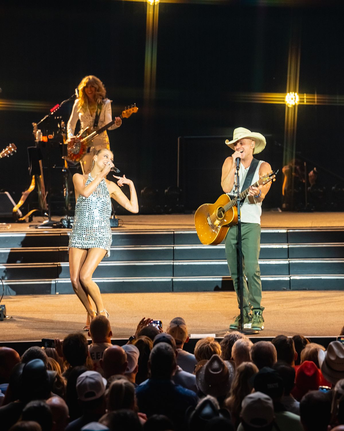 KennyChesney_Sphere2025_0522_221000_5548_ALIVE.jpg KennyChesney_Sphere2025_0522_221000_5548_ALIVE.jpg