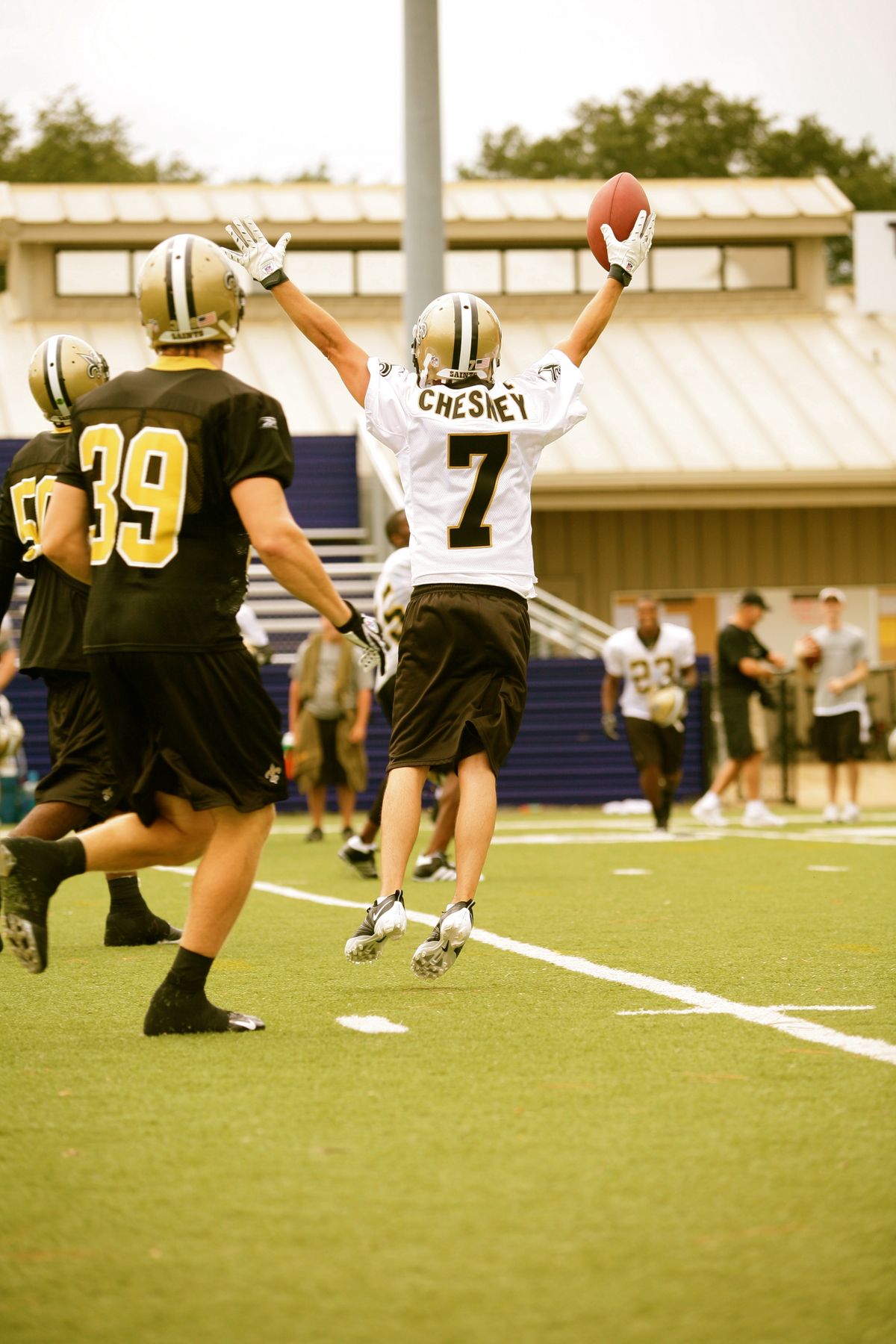 Chesney Makes the Catch Chesney Makes the Catch