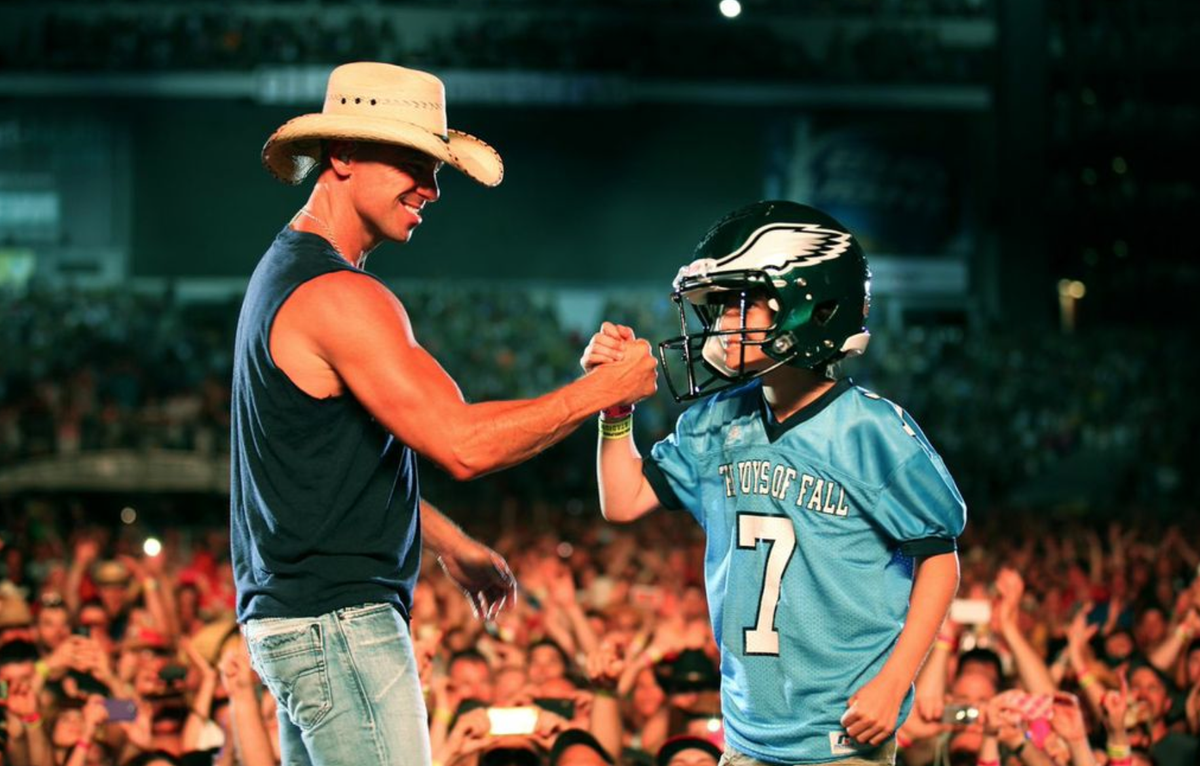 Kenny with Eagles Fan Kenny with Eagles Fan