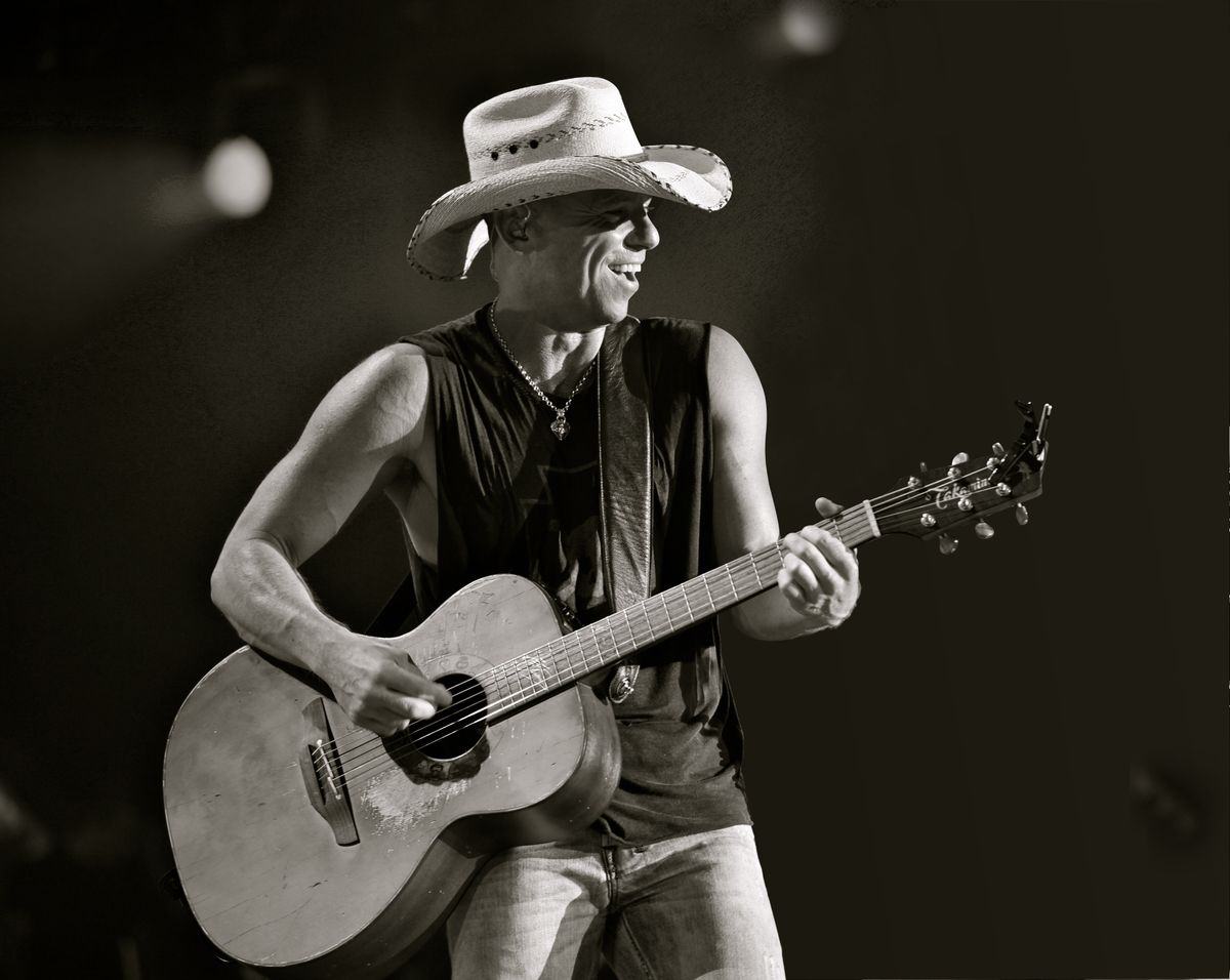 KC Black and White - Orange Beach KC Black and White - Orange Beach