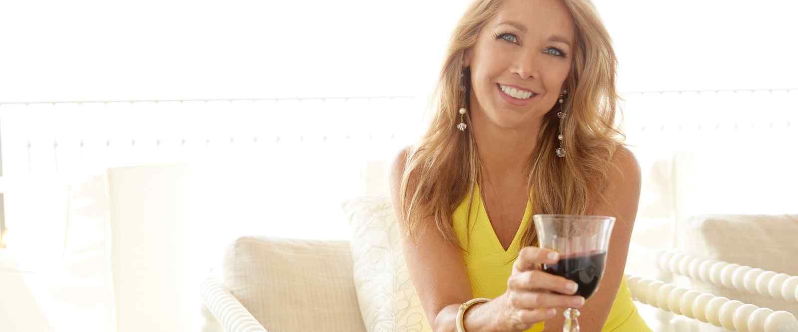 Can I Have a Drink and Still Lose Weight?