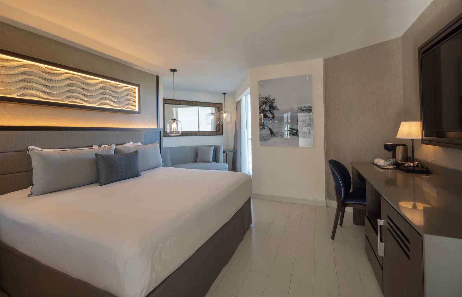 ROYALTON LUXURY ROOM ROH