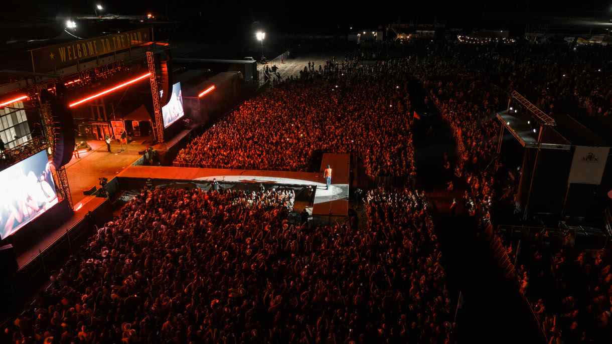 Luke Bryan Brings FARM TOUR to the West Coast for Year Two