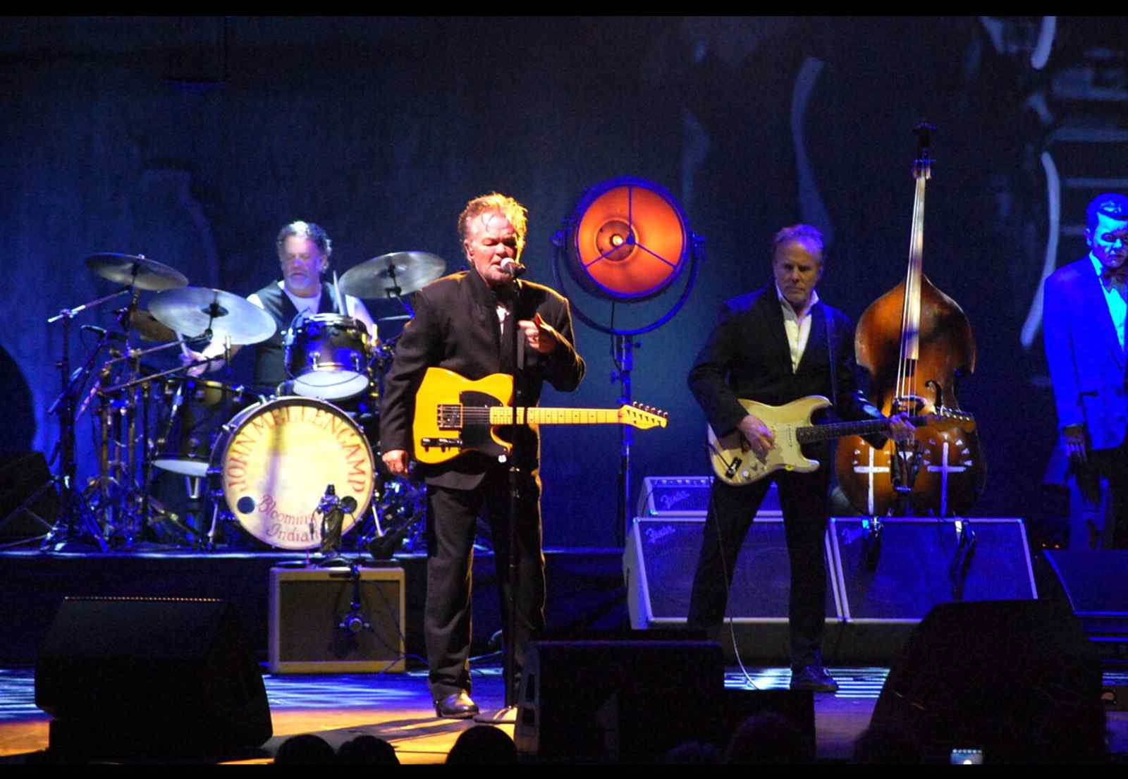 LA Weekly: Mellencamp Brings Golden Age to Life in Hollywood