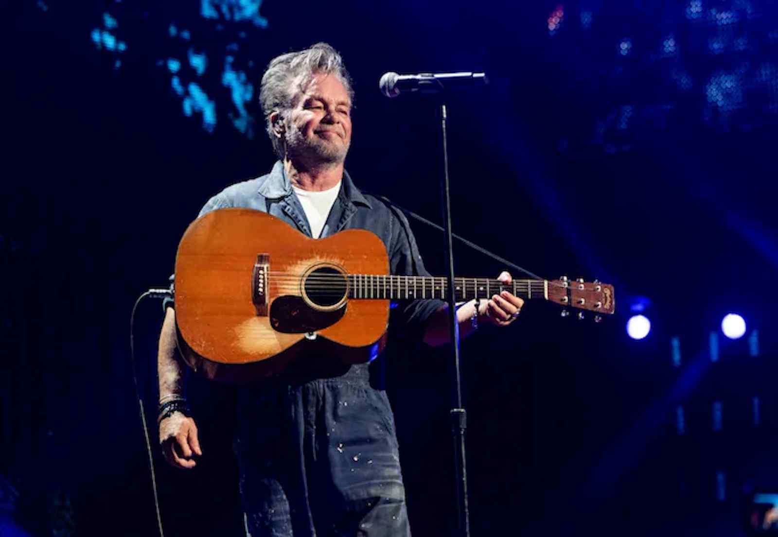 The Washington Post: John Mellencamp Would Like You To Behave. Or "Don't Come To My Show"