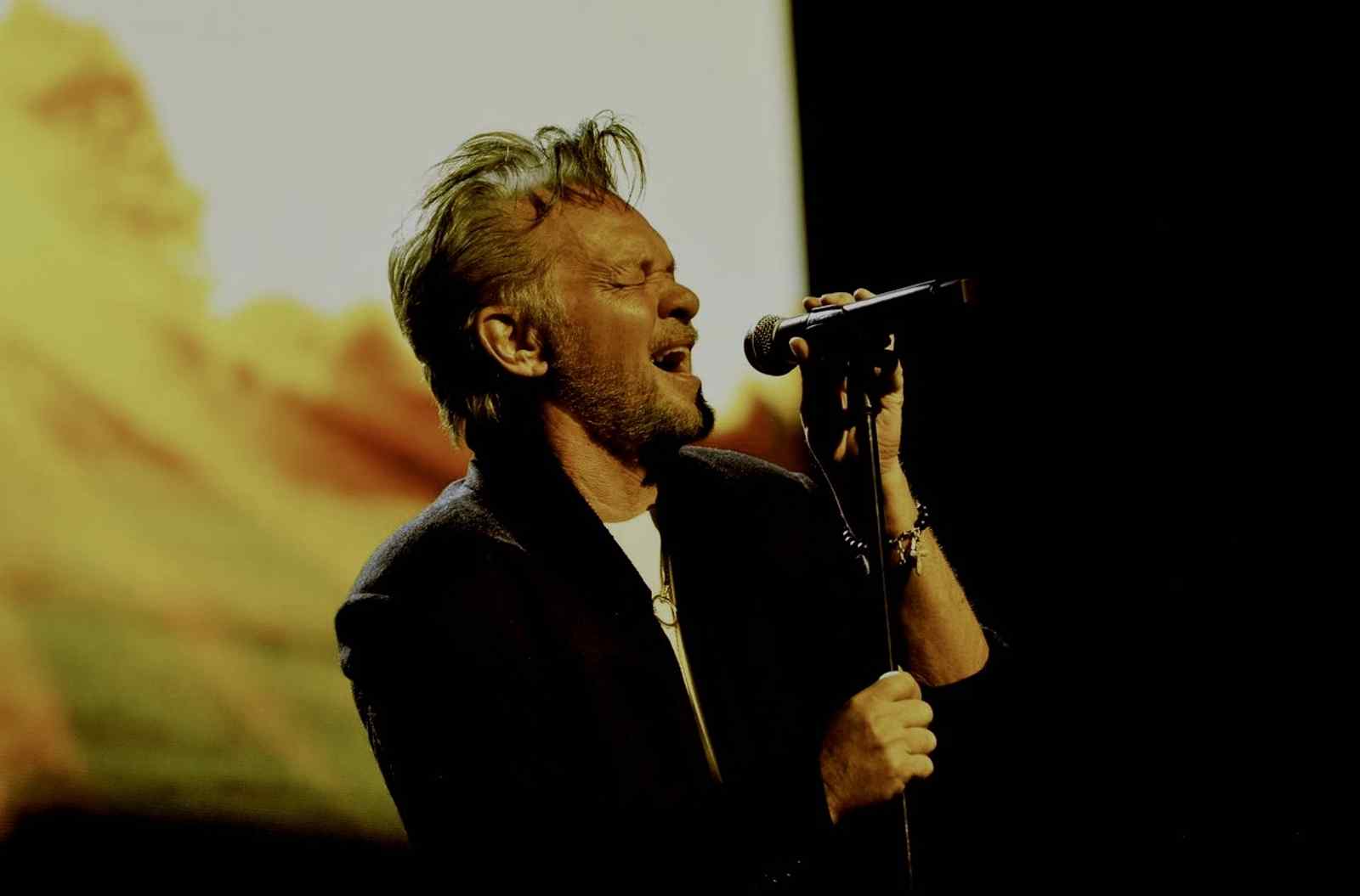 John Mellencamp Set To Perform At The Primary Wave Music Pre-Grammy Party to Celebrate 20 Years  Presented by VENU