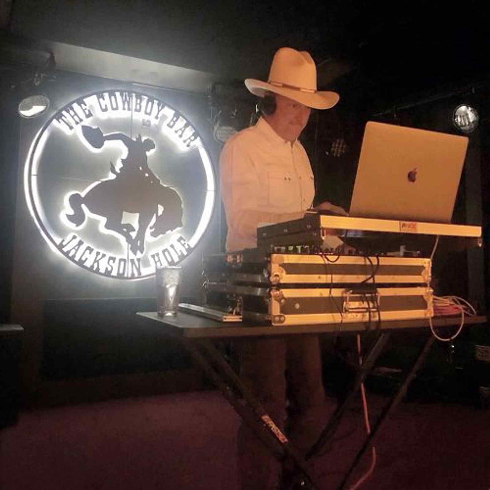 Country DJ Steady Jake