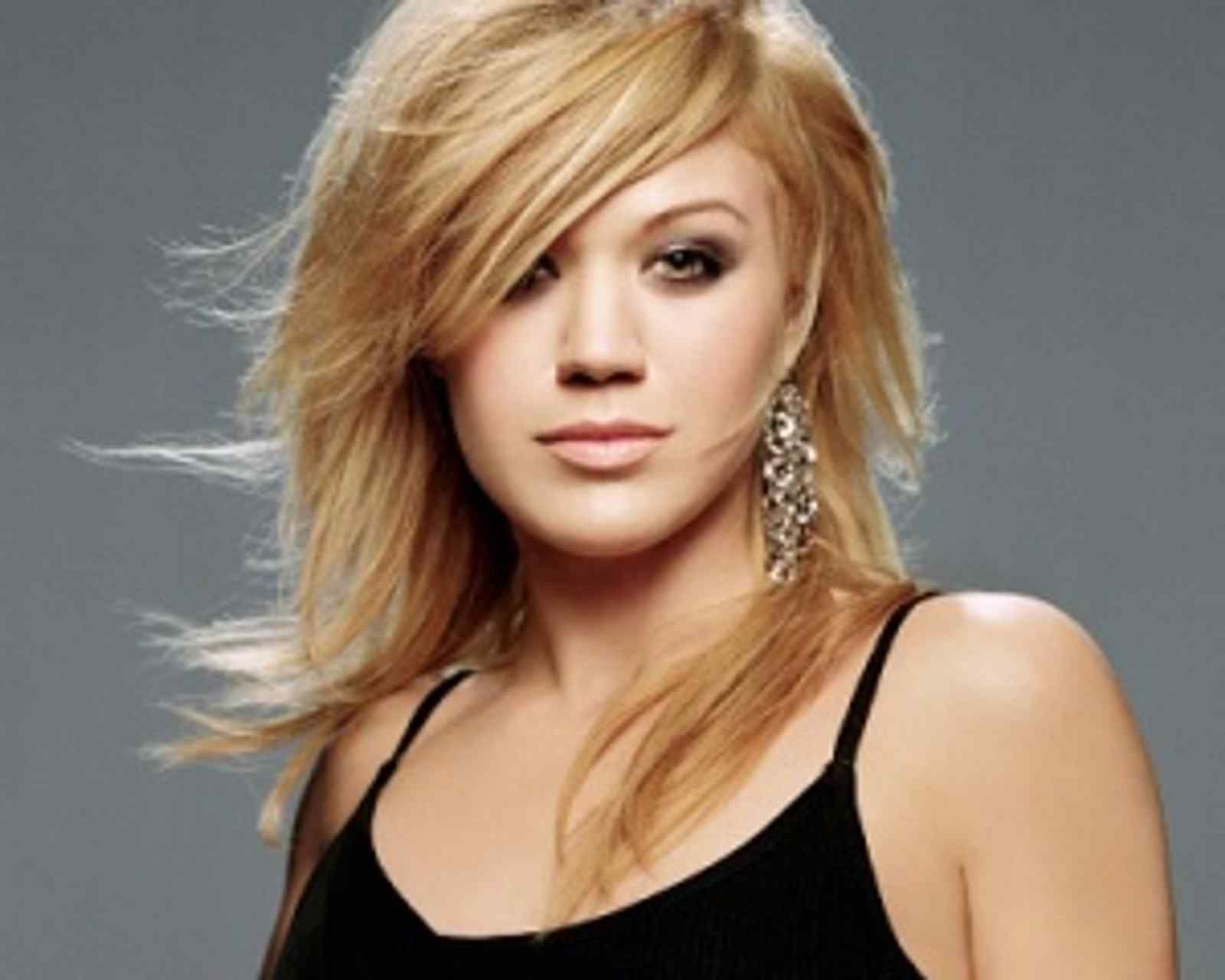 Kelly Clarkson