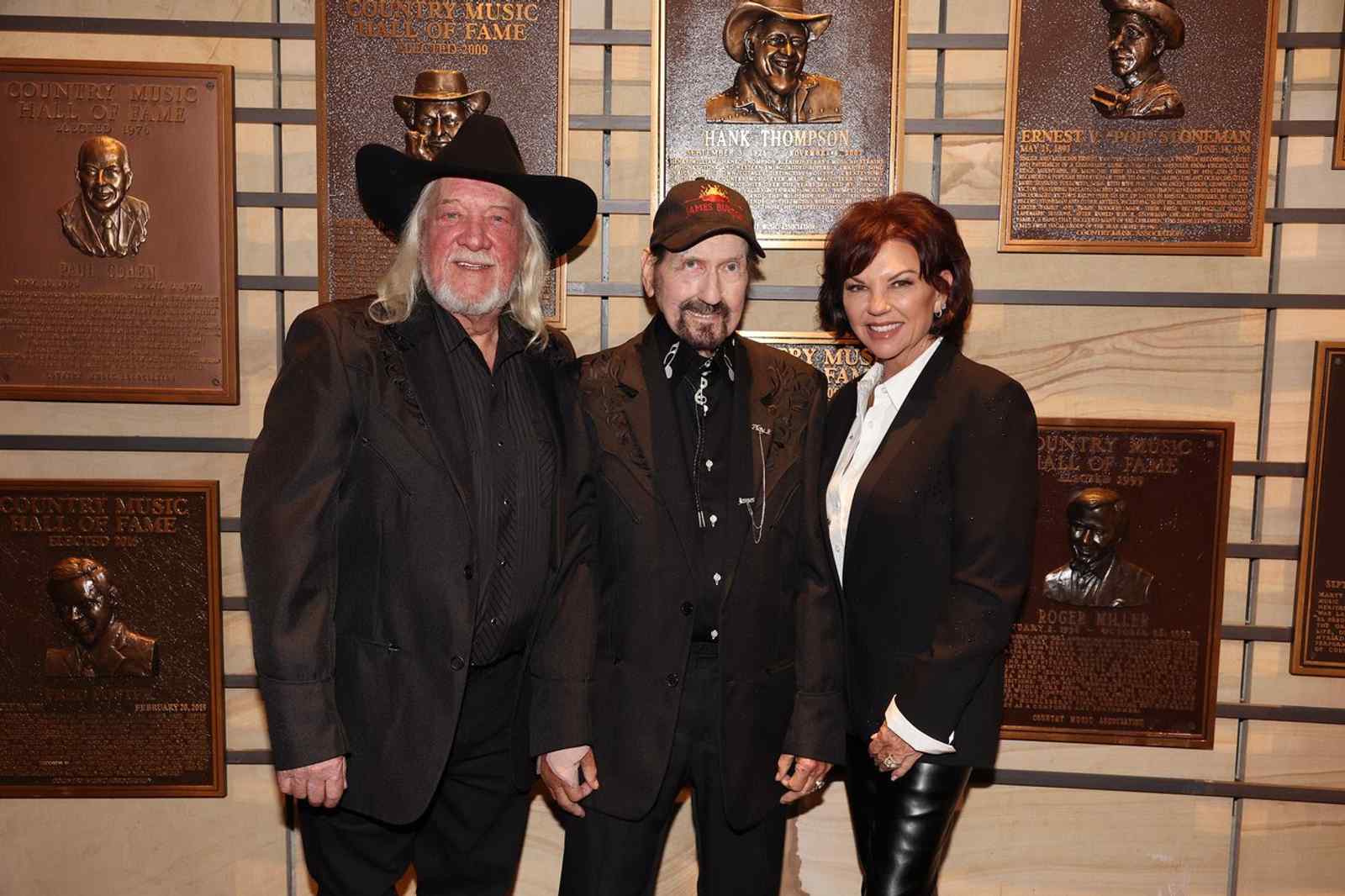 JOHN ANDERSON, JAMES BURTON AND TOBY KEITH INDUCTED INTO THE COUNTRY MUSIC HALL OF FAME