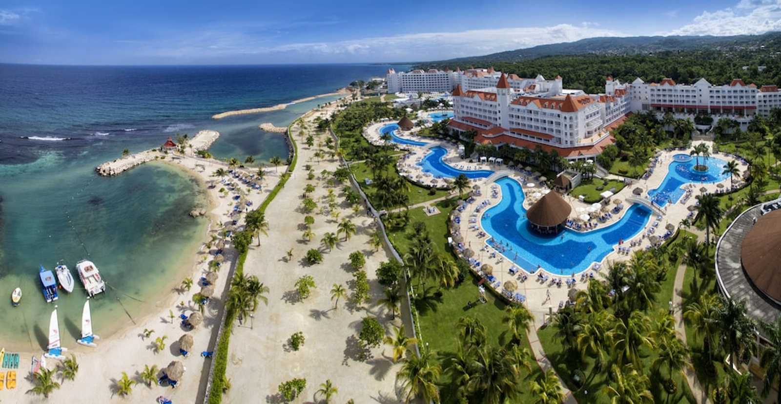 Bahia Principe Luxury Resort